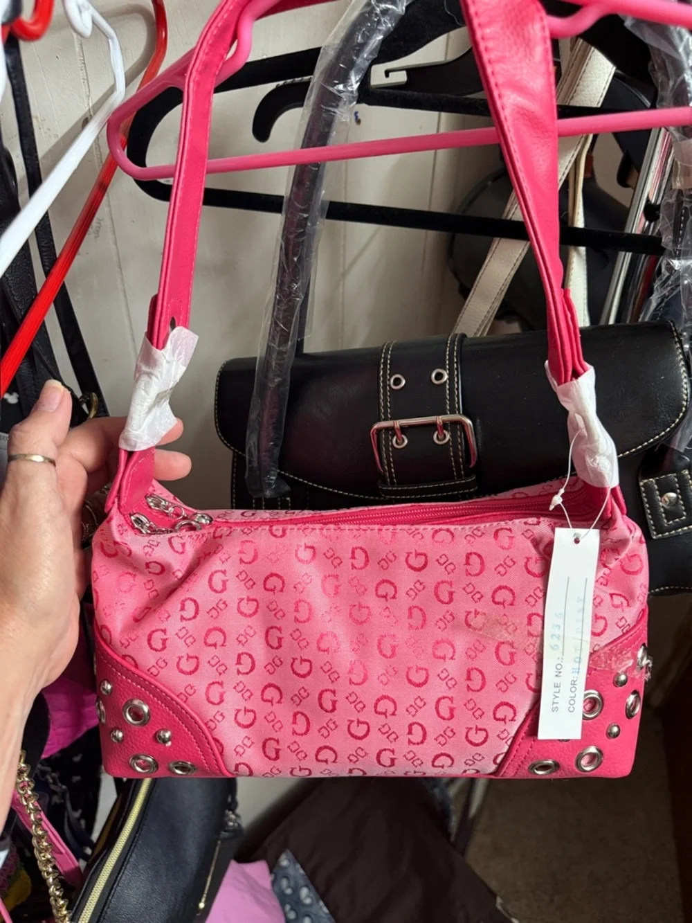 Pink Designer-Style Shoulder Bag - Picture 1 of 5